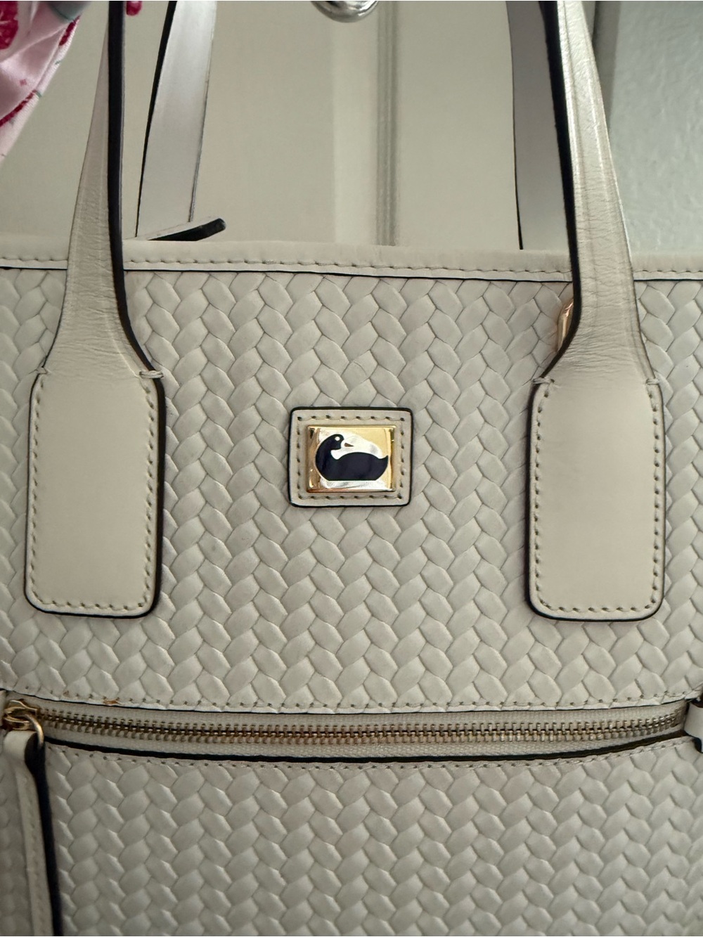 Vintage Dooney and Burke White Woven Tote Bag with Front Zip Pocket - Picture 2 of 7